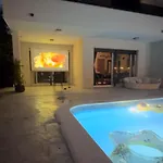 דירה Sunluxvilla ,heated Pool, Jacuzzi, Ir Sauna - Self Check In Kaštela