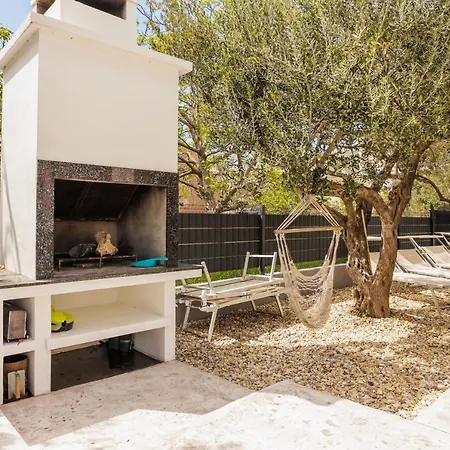 Sunluxvilla ,heated Pool, Ir Sauna Apartment